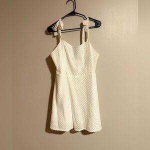 BCBGeneration Ivory Lace Dress with Tie Sleeves Size 12